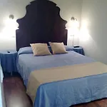 Hotel Iberia Plaza Mayor Caces