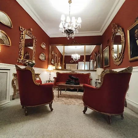 Iberia Plaza Mayor Caceres