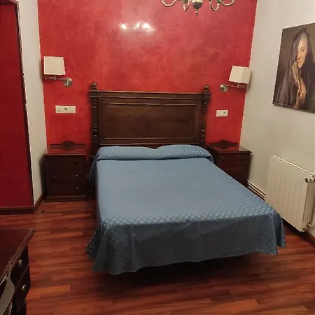 Hotel Iberia Plaza Mayor Caces