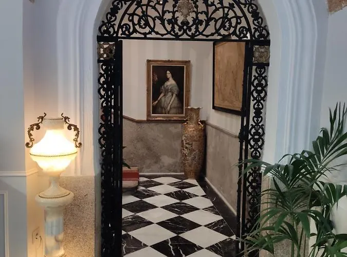 Iberia Plaza Mayor Касерес