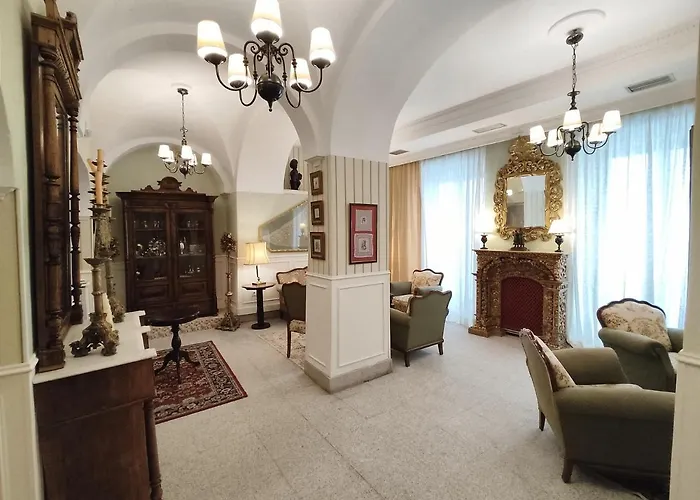 Iberia Plaza Mayor * Касерес