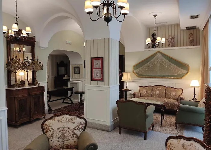 伊比利亚市政广场酒店