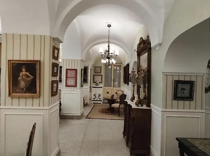 伊比利亚市政广场酒店