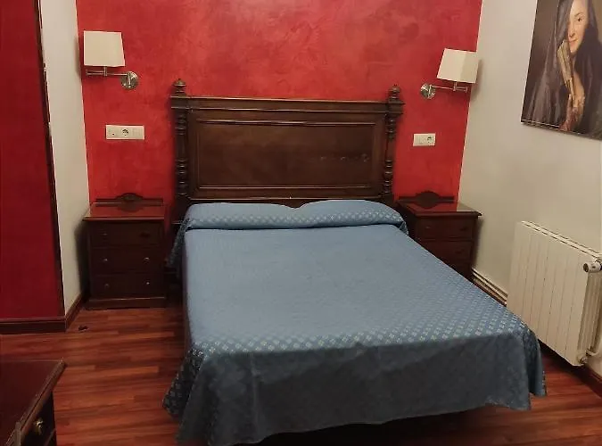 Hotel Iberia Plaza Mayor Caces