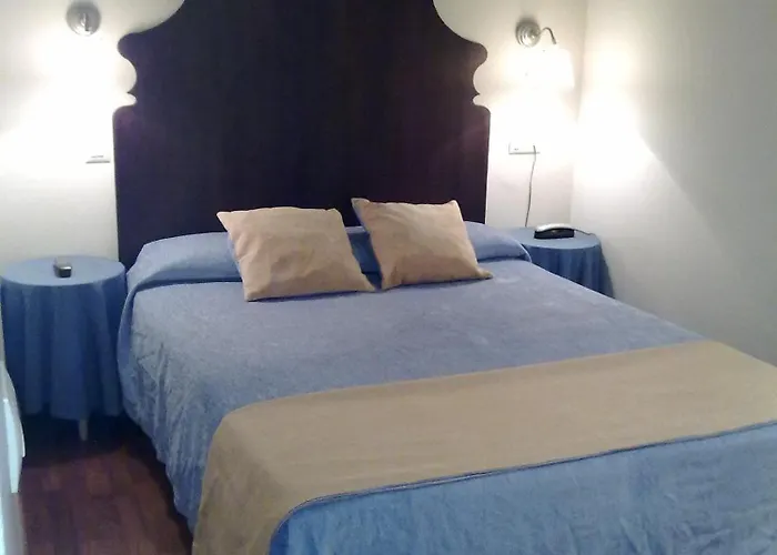 Hotel Iberia Plaza Mayor Caces