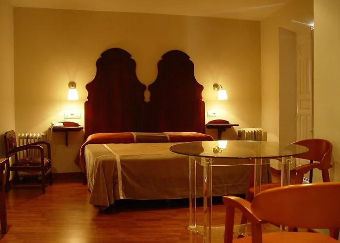 Hotel Iberia Plaza Mayor Caces