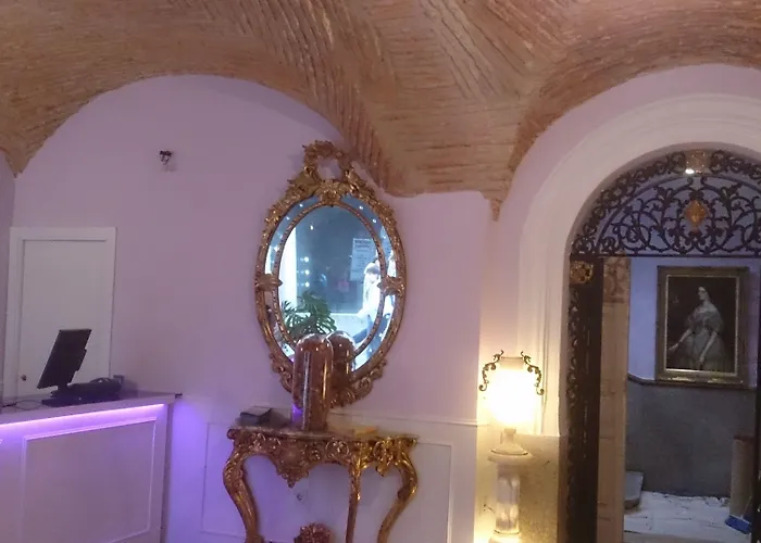 伊比利亚市政广场酒店 * Caces