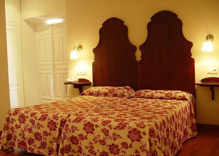 Hotel Iberia Plaza Mayor Caces